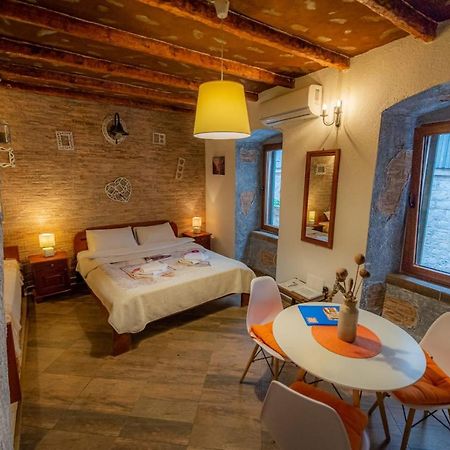 Appartement Lovely Studio In Kotor Extérieur photo