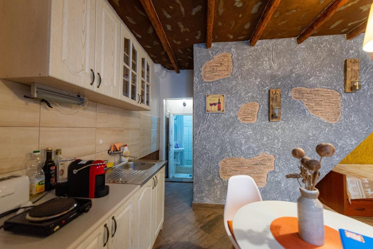 Appartement Lovely Studio In Kotor Extérieur photo